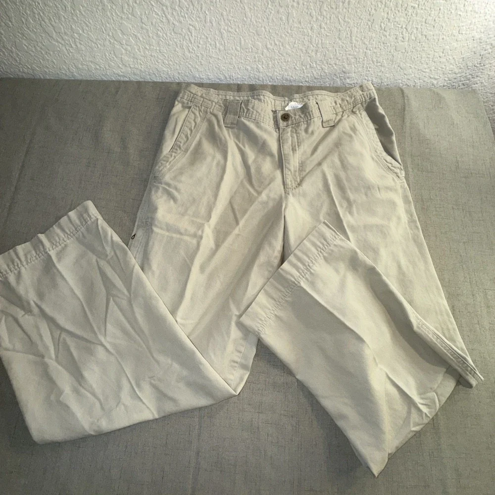 Columbia Ultimate ROC Men's 34x30 Tan Cotton Omni-Shield Cargo Hiking Pants